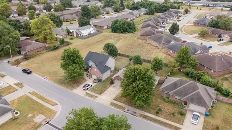 1304 W Maplewood St, Springfield, MO 65807 photo 24