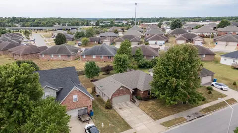 1304 W Maplewood St, Springfield, MO 65807 photo 26