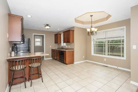 1304 W Maplewood St, Springfield, MO 65807 photo 11
