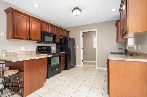 1304 W Maplewood St, Springfield, MO 65807 photo 10