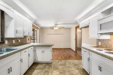 513 Grand Ave, Monett, MO 65708 photo 8