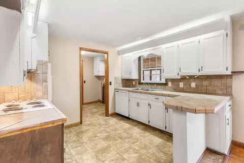 513 Grand Ave, Monett, MO 65708 photo 6