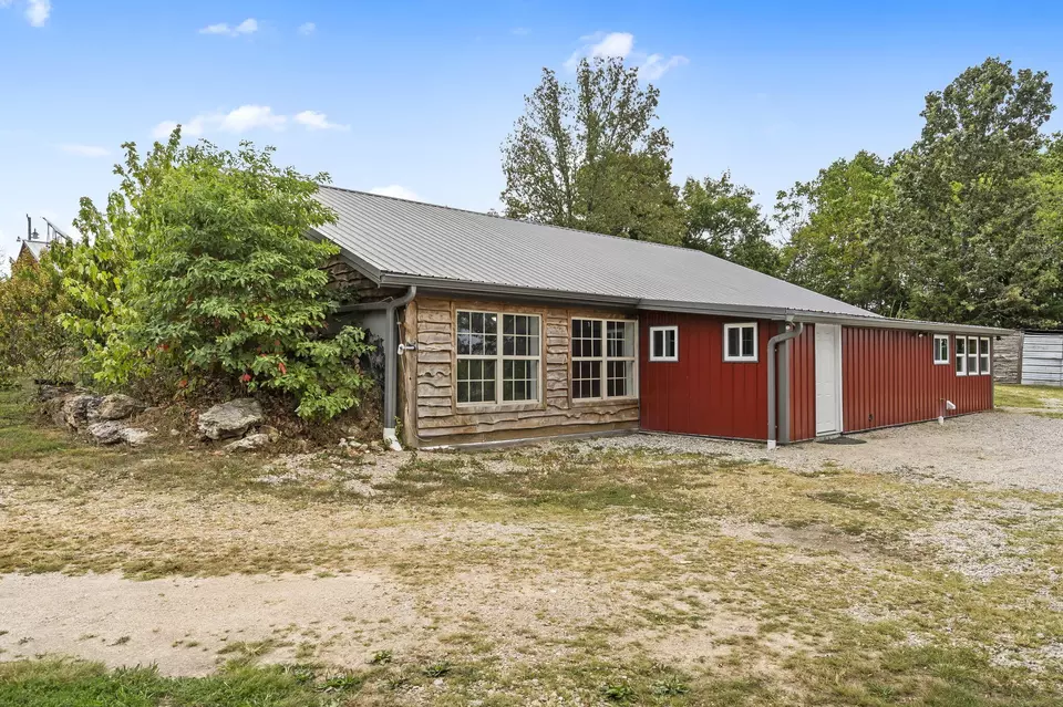 Exterior - 107 Lemming Rd, Sparta, MO 65753 photo 1 of 12