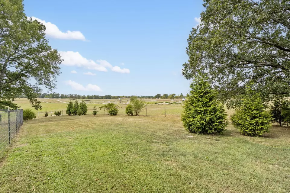 Exterior - 107 Lemming Rd, Sparta, MO 65753 photo 8 of 12