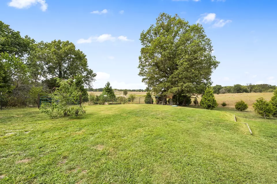 Exterior - 107 Lemming Rd, Sparta, MO 65753 photo 6 of 12