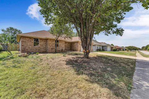 3526 W Cardinal Dr, Springfield, MO 65810 photo 2