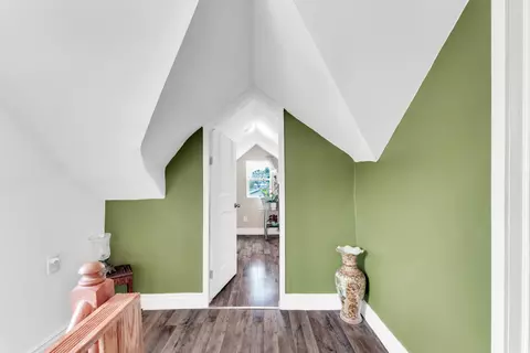 Entry Way - 1104 N Oak, Buffalo, MO 65622 photo 4 of 4
