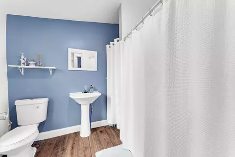 Bath - 1104 N Oak, Buffalo, MO 65622 photo 1 of 2