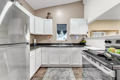 Kitchen - 1104 N Oak, Buffalo, MO 65622 photo 1 of 2
