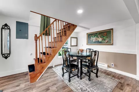 Dining - 1104 N Oak, Buffalo, MO 65622 photo 1 of 1