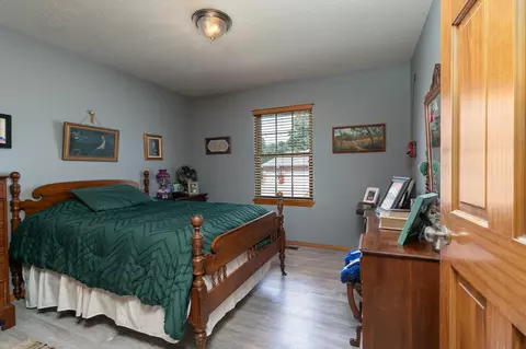4142 W Watkins St, Springfield, MO 65802 photo 25