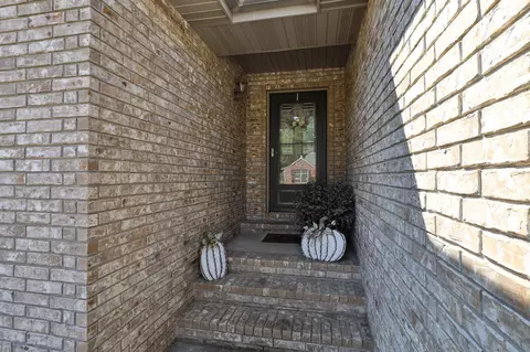 4142 W Watkins St, Springfield, MO 65802 photo 7