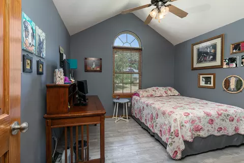4142 W Watkins St, Springfield, MO 65802 photo 23