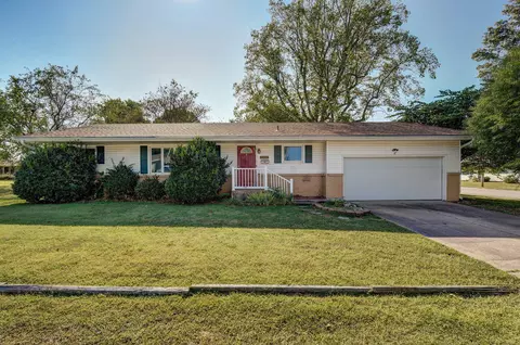 1303 David Rd, Mount Vernon, MO 65712