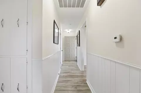 Entry Way - 8954 Lawrence 2226, Monett, MO 65708 photo 4 of 6