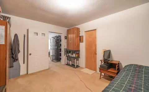 Bedroom - 658 Rr 63, Cabool, MO 65689 photo 3 of 3