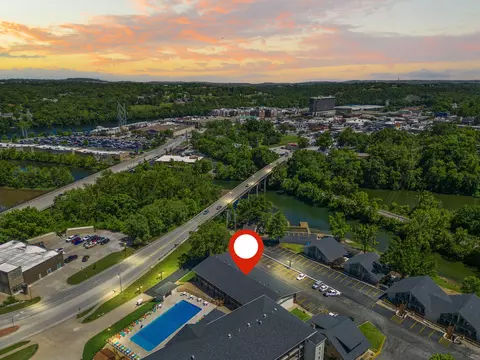 403 Veterans Blvd #206, Branson, MO 65616 photo 4