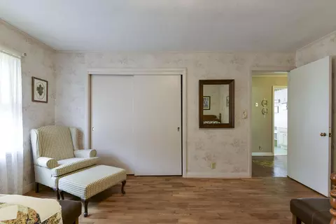 Bedroom - 14228 Us-160, Forsyth, MO 65653 photo 4 of 6