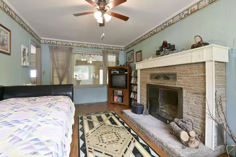 Bedroom - 14228 Us-160, Forsyth, MO 65653 photo 6 of 6