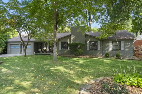 947 E Portland St, Springfield, MO 65807