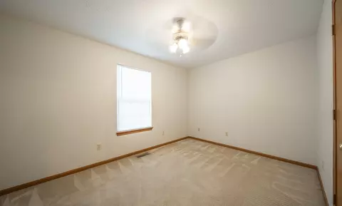 Bedroom - 1628 E Adams St, Springfield, MO 65803 photo 4 of 7