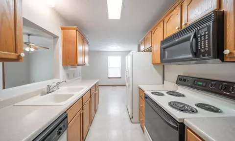 Kitchen - 1628 E Adams St, Springfield, MO 65803 photo 1 of 2