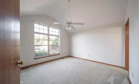 Bedroom - 1628 E Adams St, Springfield, MO 65803 photo 6 of 7
