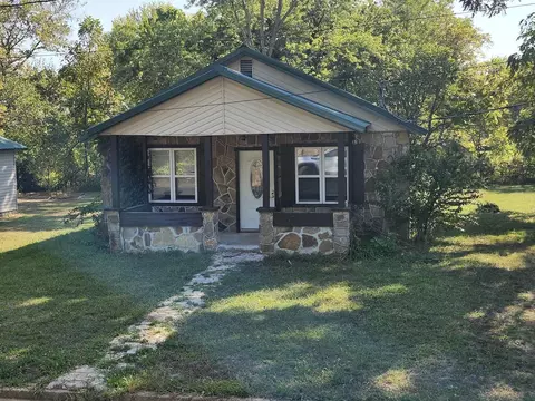 308 S High, Mountain Grove, MO 65711