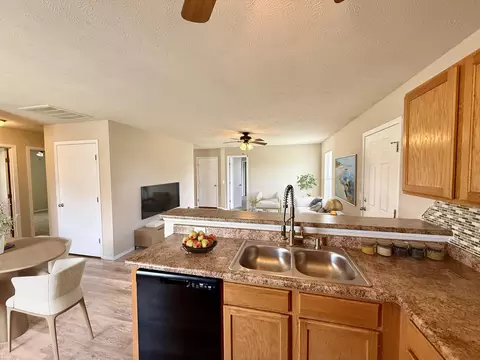 5610 W Sugar Pine Dr, Springfield, MO 65802 photo 10