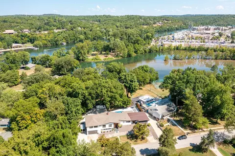View/Area - 530 Parnell Dr, Branson, MO 65616 photo 1 of 2