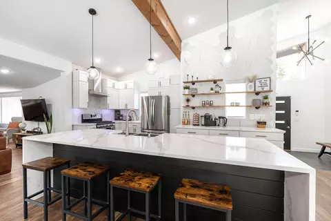 Kitchen - 530 Parnell Dr, Branson, MO 65616 photo 3 of 5