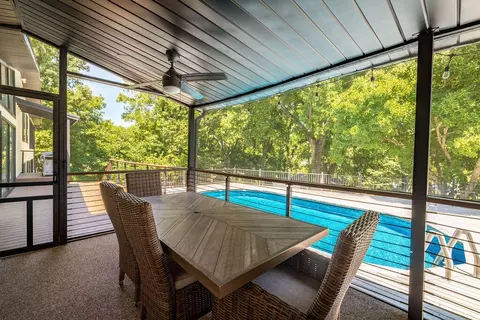 Exterior - 530 Parnell Dr, Branson, MO 65616 photo 5 of 15
