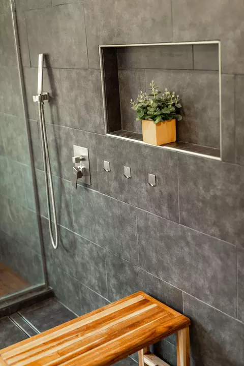 Bath - 530 Parnell Dr, Branson, MO 65616 photo 4 of 6