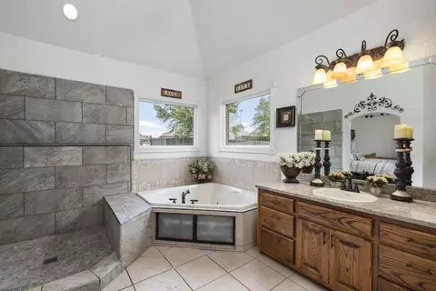 4345 E Cromwell St, Springfield, MO 65802 photo 15