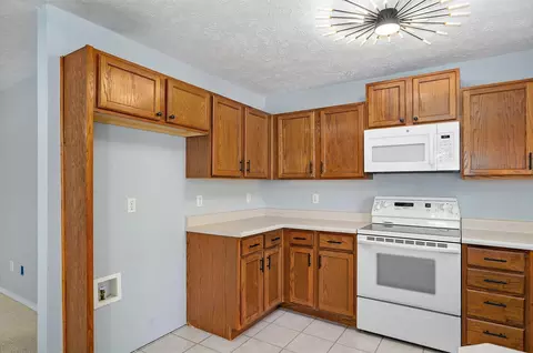 2823 N Washington Ave, Springfield, MO 65803 photo 4