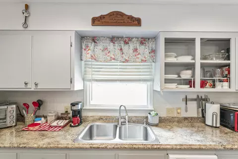256 Division St, Forsyth, MO 65653 photo 11