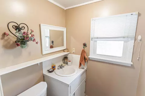 256 Division St, Forsyth, MO 65653 photo 17