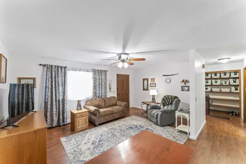 256 Division St, Forsyth, MO 65653 photo 3