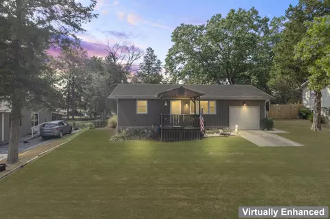 256 Divsion St, Forsyth, MO 65653