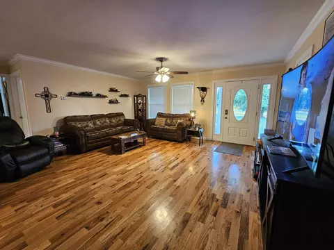 210 E 6th St, Jasper, MO 64755 photo 17