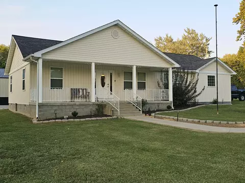 210 E 6th St, Jasper, MO 64755 photo 8