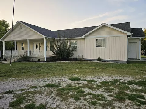210 E 6th St, Jasper, MO 64755 photo 10