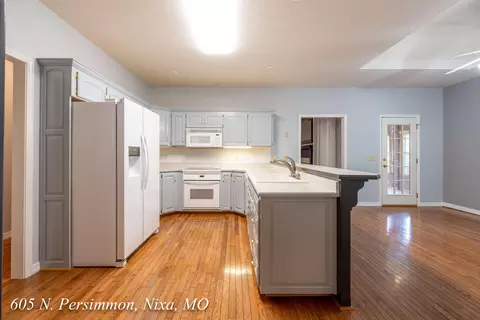 605 N Persimmon Dr, Nixa, MO 65714 photo 20
