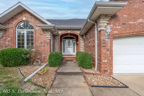 605 N Persimmon Dr, Nixa, MO 65714 photo 3