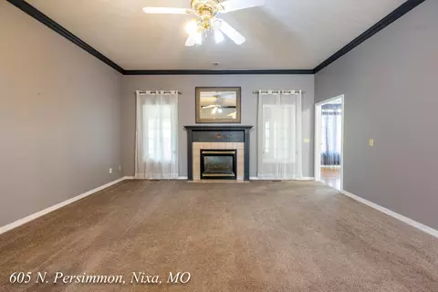 605 N Persimmon Dr, Nixa, MO 65714 photo 8