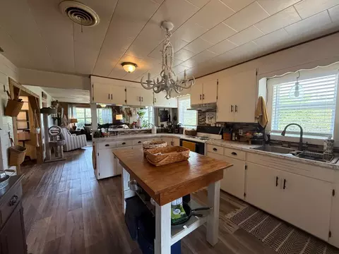 7882 Highway V, Myrtle, MO 65778 photo 9