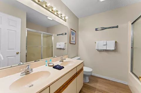 Bath - 160 Mulligan Dr #4, Branson, MO 65616 photo 3 of 3