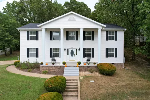 151 Garner Dr, Branson, MO 65616