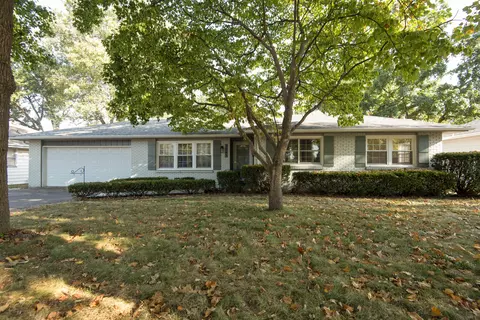1343 E Greenwood St, Springfield, MO 65804