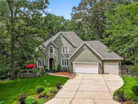 4841 E Briarwood Trail Ct, Springfield, MO 65809 photo 2